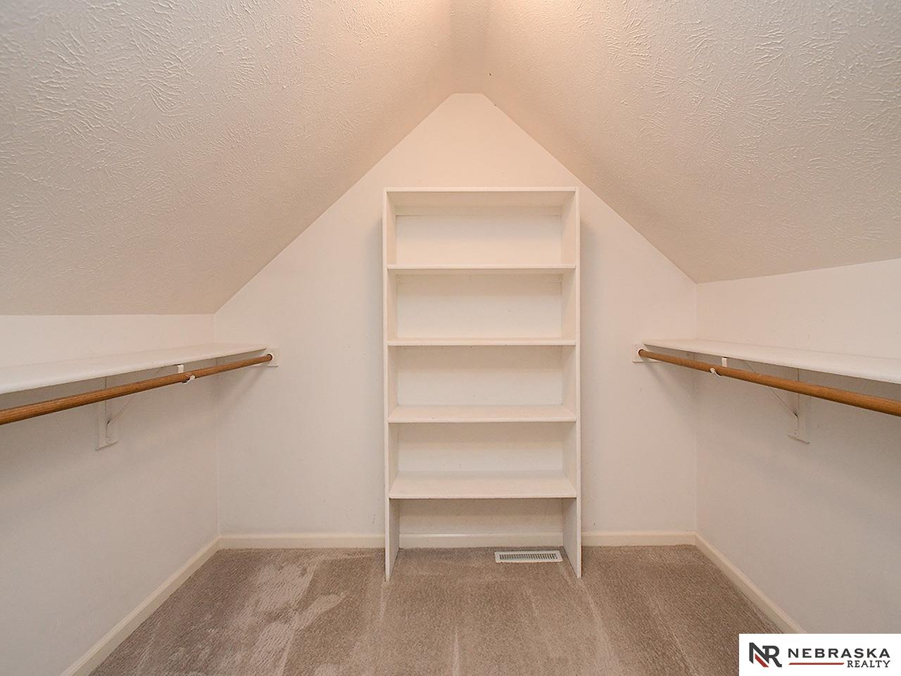 Omaha, Nebraska 68116, United States, 4 Bedrooms Bedrooms, ,3 BathroomsBathrooms,Residential,Pending,158405