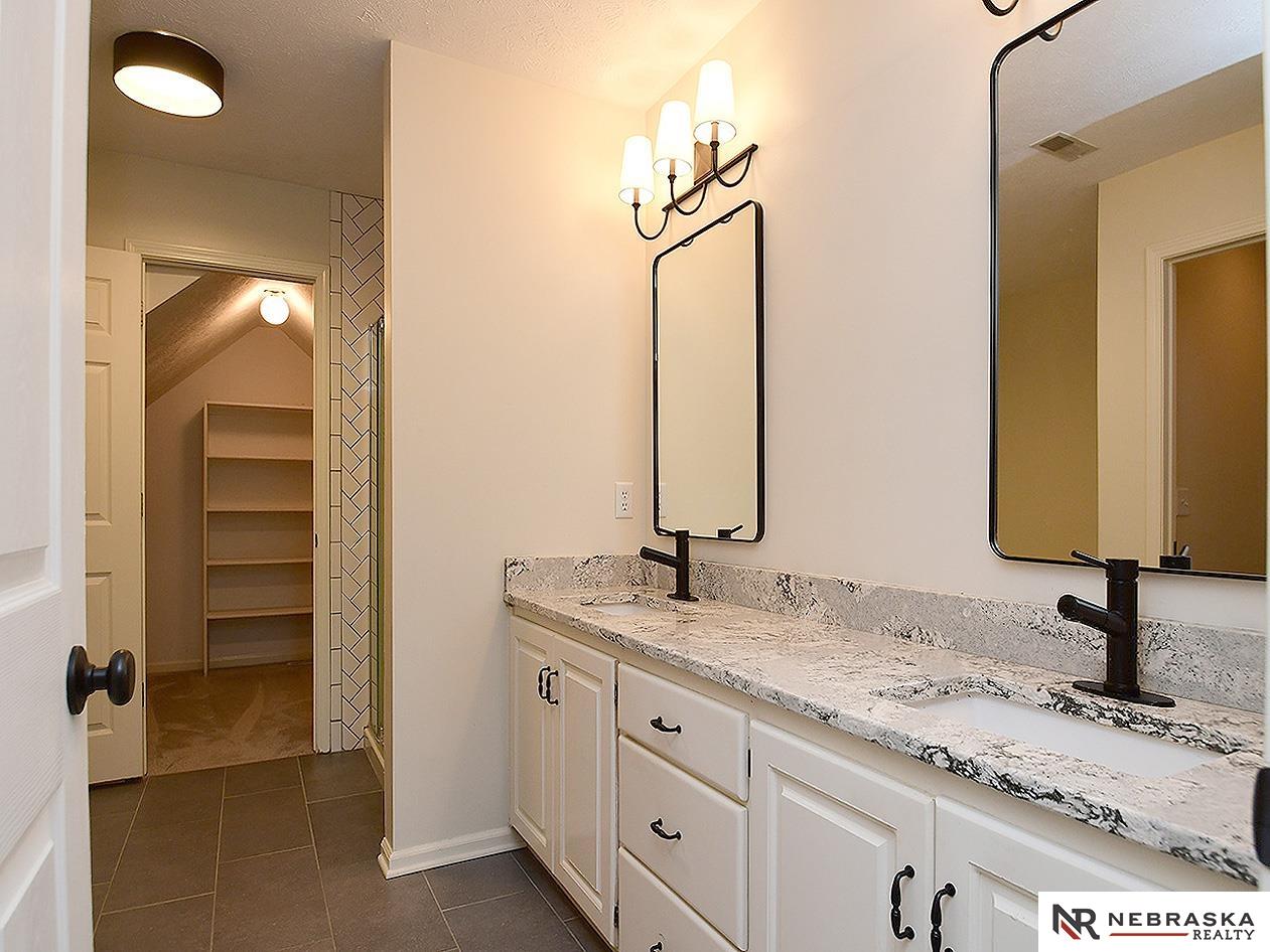 Omaha, Nebraska 68116, United States, 4 Bedrooms Bedrooms, ,3 BathroomsBathrooms,Residential,Pending,158405