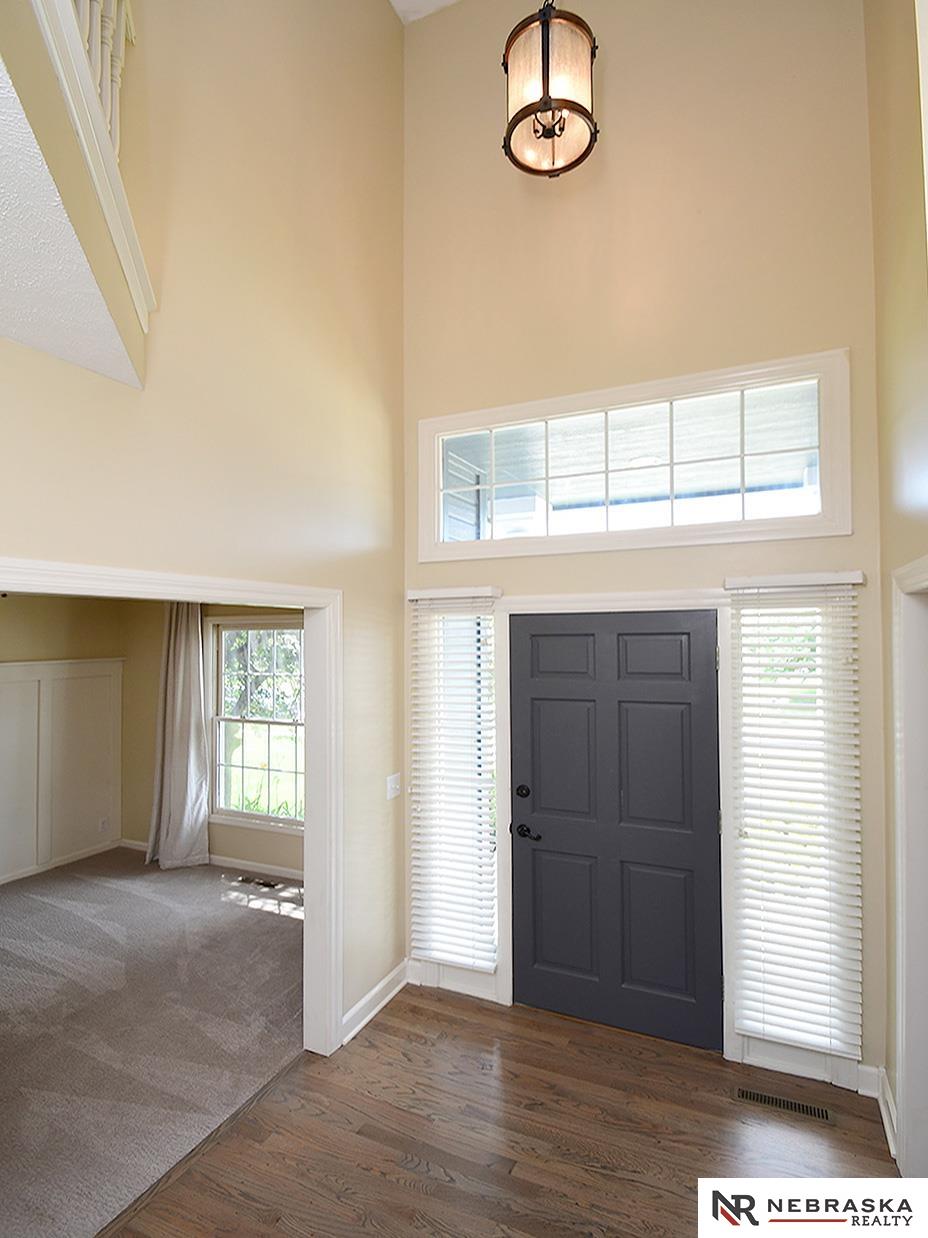 Omaha, Nebraska 68116, United States, 4 Bedrooms Bedrooms, ,3 BathroomsBathrooms,Residential,Pending,158405