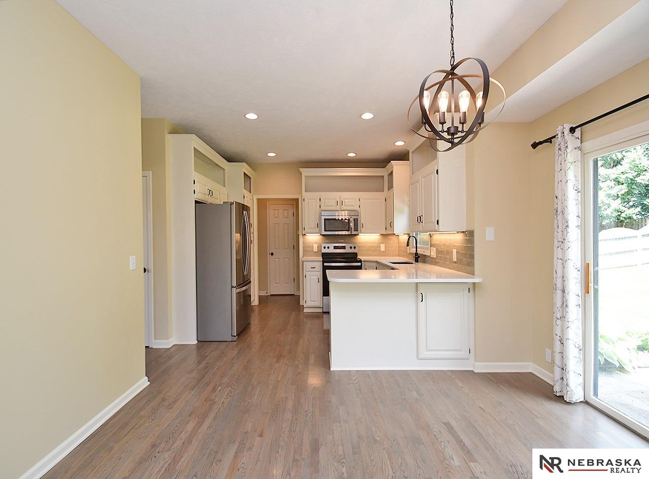 Omaha, Nebraska 68116, United States, 4 Bedrooms Bedrooms, ,3 BathroomsBathrooms,Residential,Pending,158405