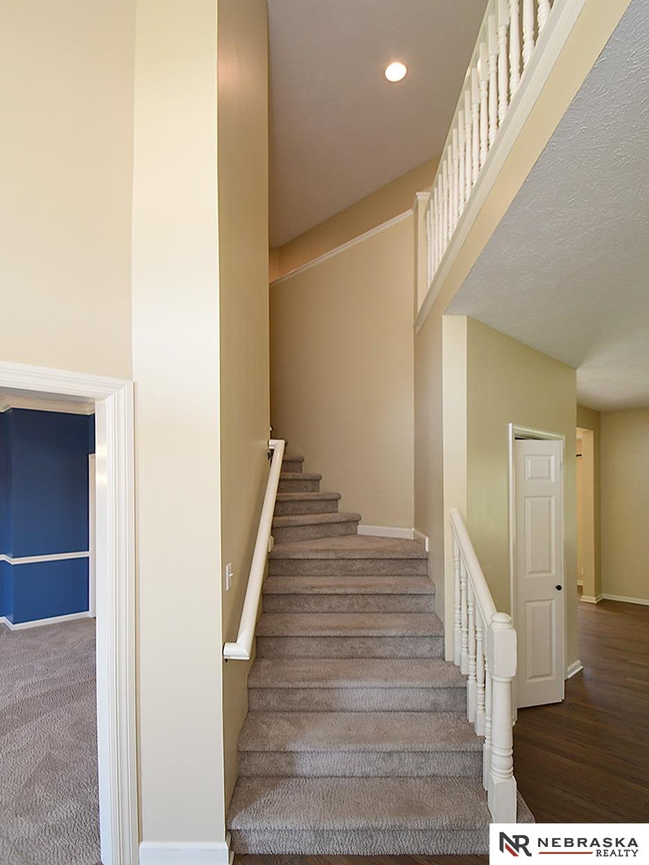 Omaha, Nebraska 68116, United States, 4 Bedrooms Bedrooms, ,3 BathroomsBathrooms,Residential,Pending,158405