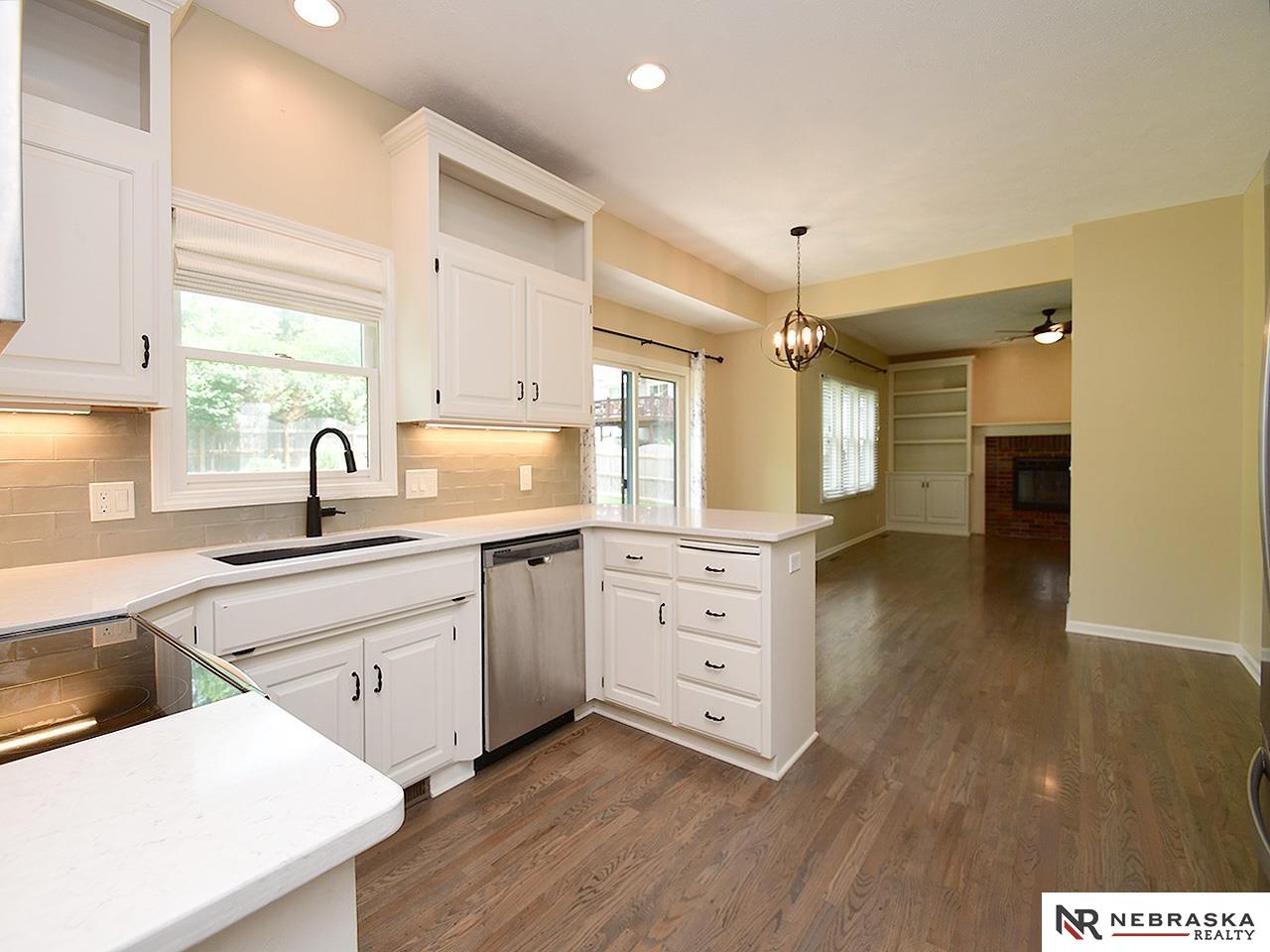 Omaha, Nebraska 68116, United States, 4 Bedrooms Bedrooms, ,3 BathroomsBathrooms,Residential,Pending,158405