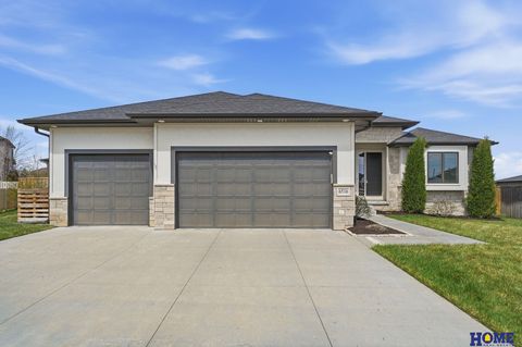 Photo of 6516 Julia Circle, Lincoln, NE 68516 (MLS # 22614051)