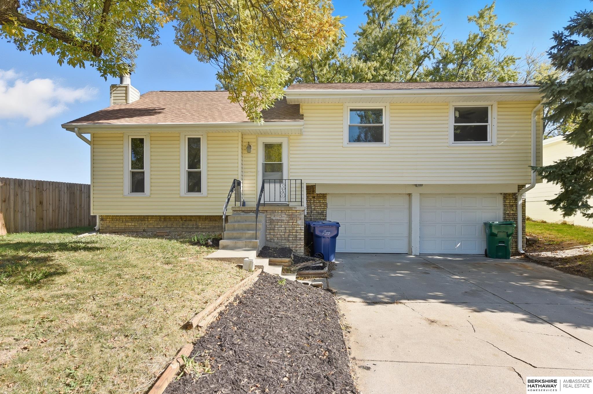 Omaha, Nebraska 68138, United States, 3 Bedrooms Bedrooms, ,1 BathroomBathrooms,Residential,Active,246144