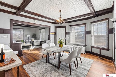 Photo of 2553 Pratt Street, Omaha, NE 68111 (MLS # 22601095)