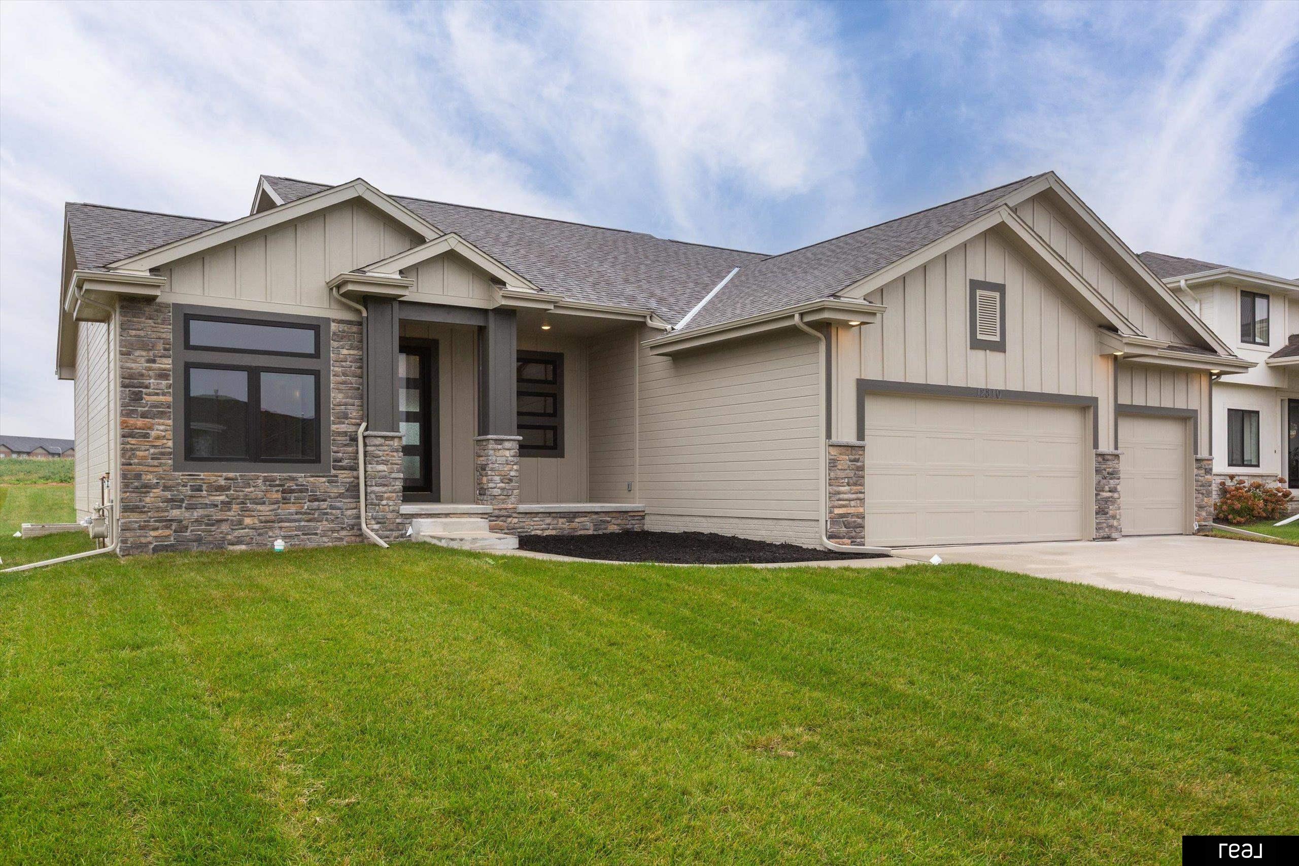 Papillion, Nebraska 68138, United States, 4 Bedrooms Bedrooms, ,3 BathroomsBathrooms,Residential,Active,229221