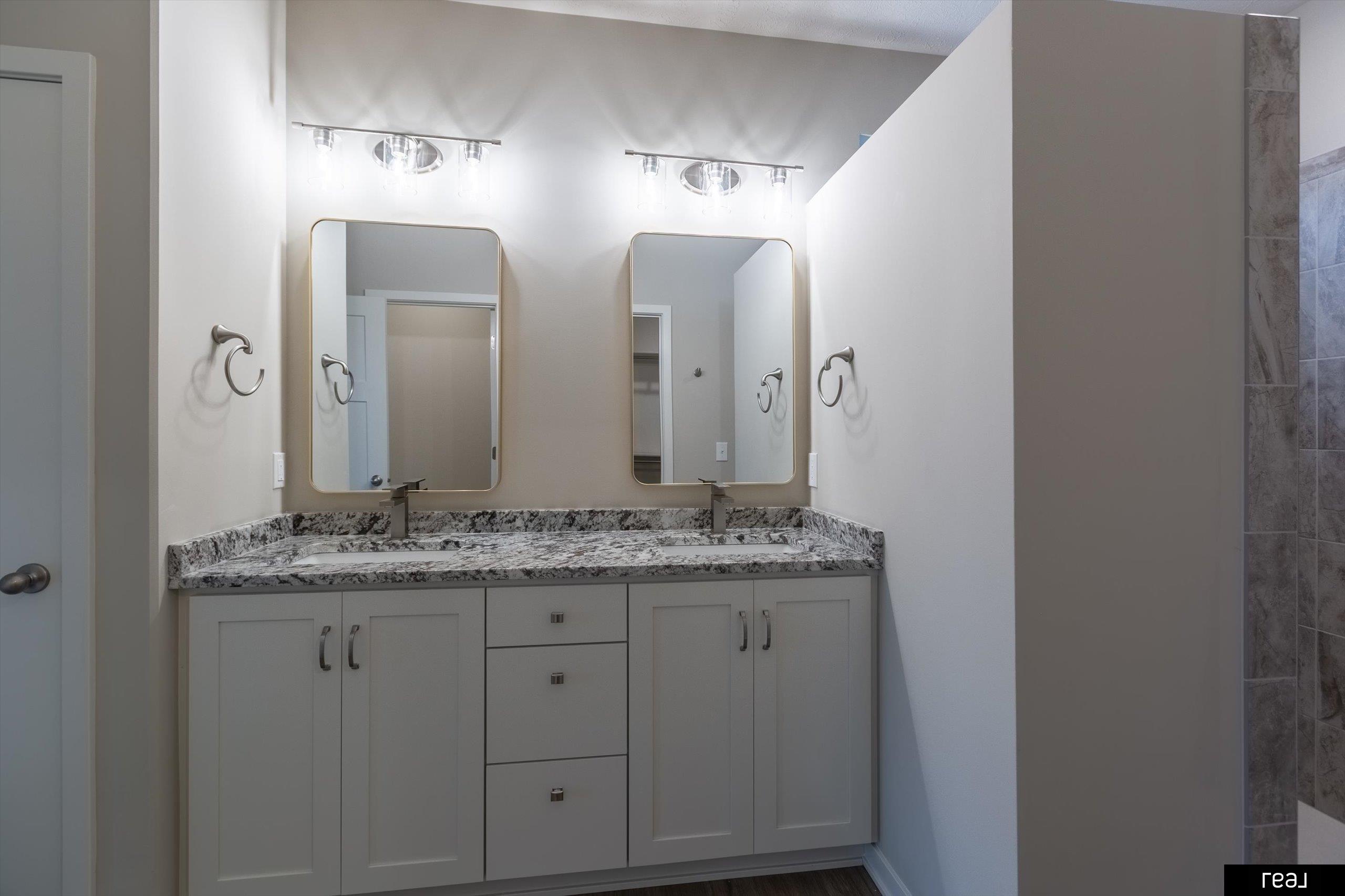 Papillion, Nebraska 68138, United States, 4 Bedrooms Bedrooms, ,3 BathroomsBathrooms,Residential,Active,229221