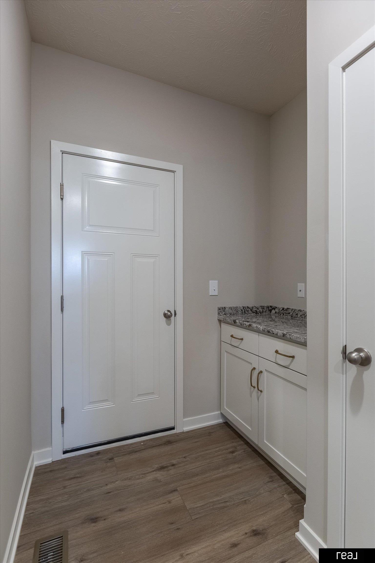 Papillion, Nebraska 68138, United States, 4 Bedrooms Bedrooms, ,3 BathroomsBathrooms,Residential,Active,229221