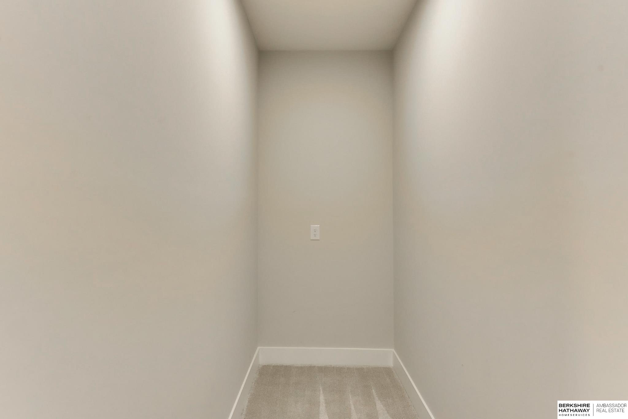 Elkhorn, Nebraska 68022, United States, 3 Bedrooms Bedrooms, ,3 BathroomsBathrooms,Residential,Active,127704