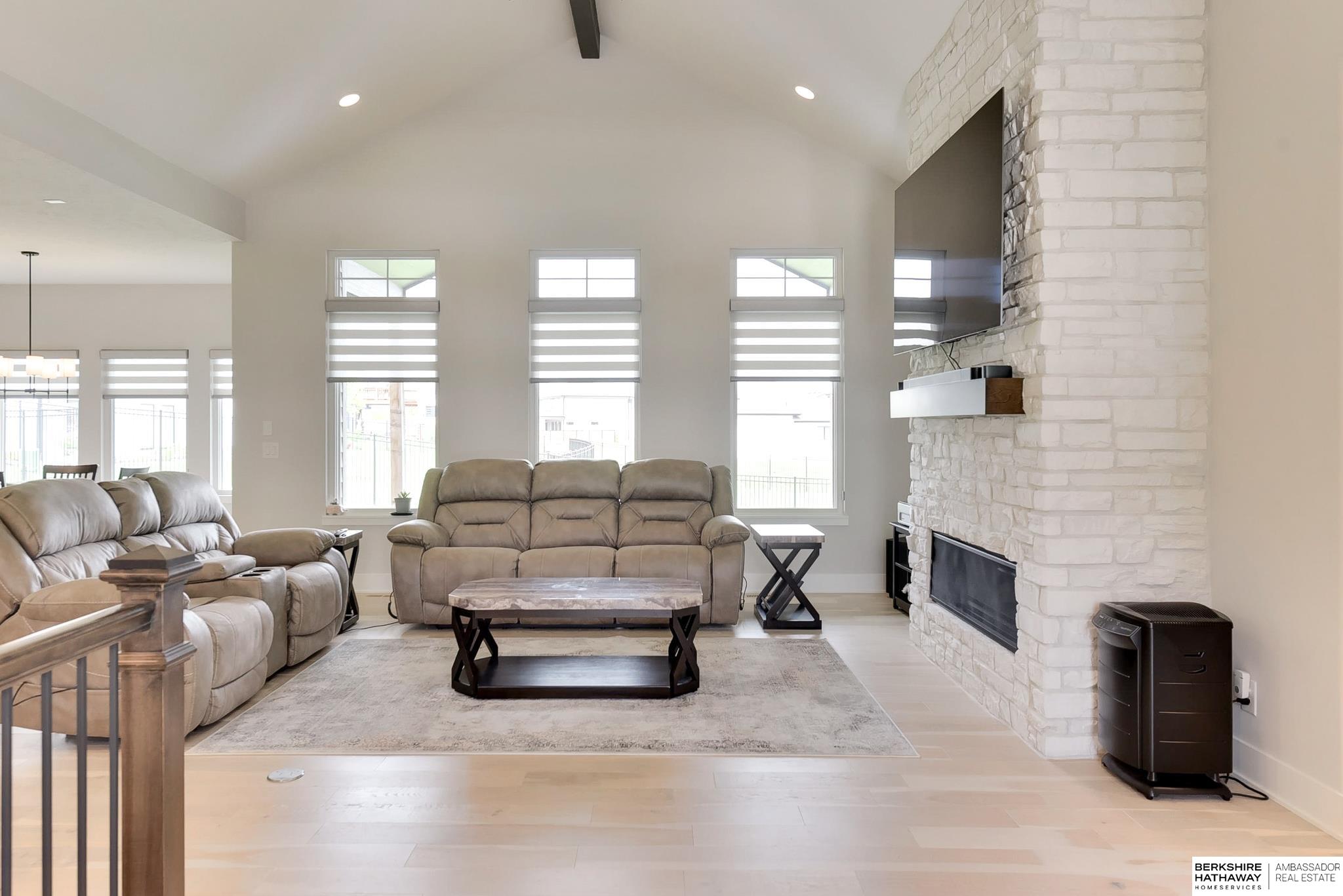 Elkhorn, Nebraska 68022, United States, 3 Bedrooms Bedrooms, ,3 BathroomsBathrooms,Residential,Active,127704