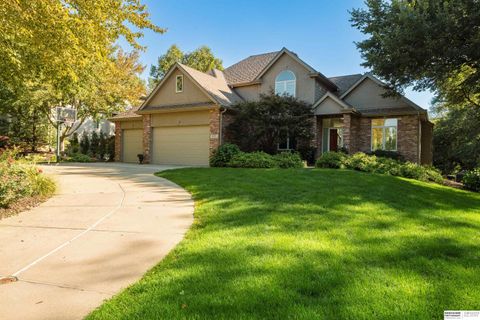 Photo of 21505 Walnut Street, Elkhorn, NE 68022 (MLS # 22528782)