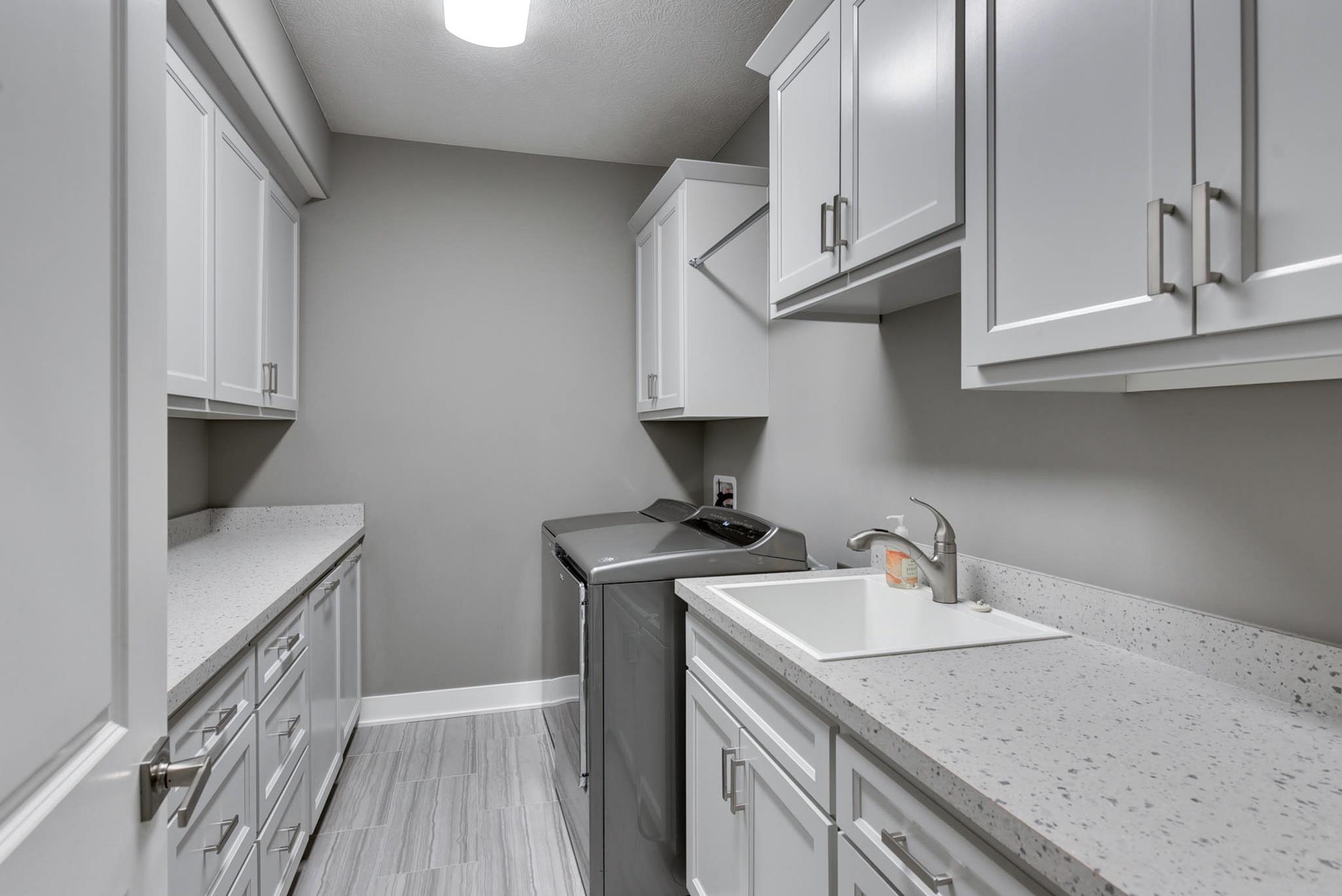 Elkhorn, Nebraska 68022, United States, 5 Bedrooms Bedrooms, ,4 BathroomsBathrooms,Residential,Active,177477