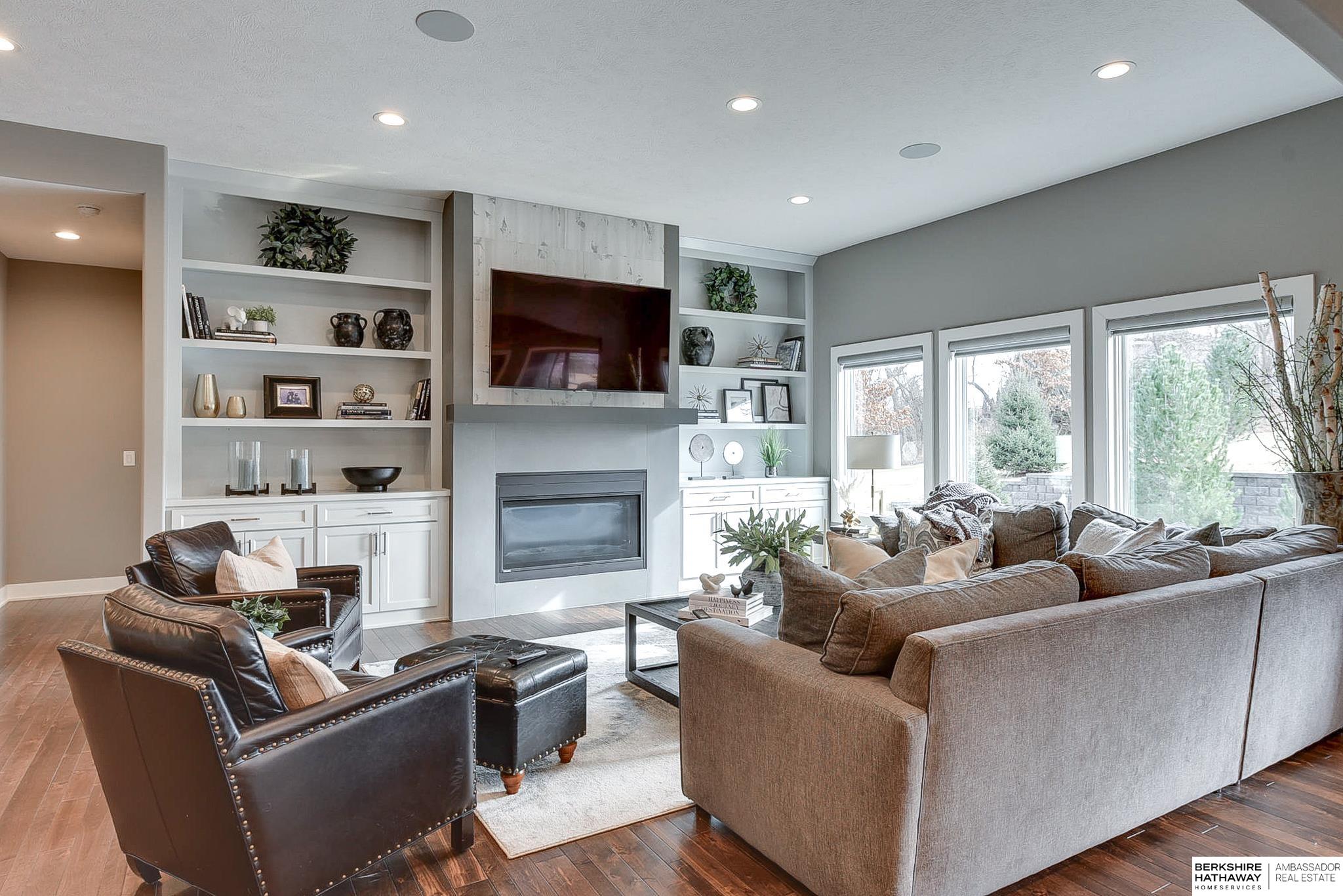 Elkhorn, Nebraska 68022, United States, 5 Bedrooms Bedrooms, ,4 BathroomsBathrooms,Residential,Active,177477