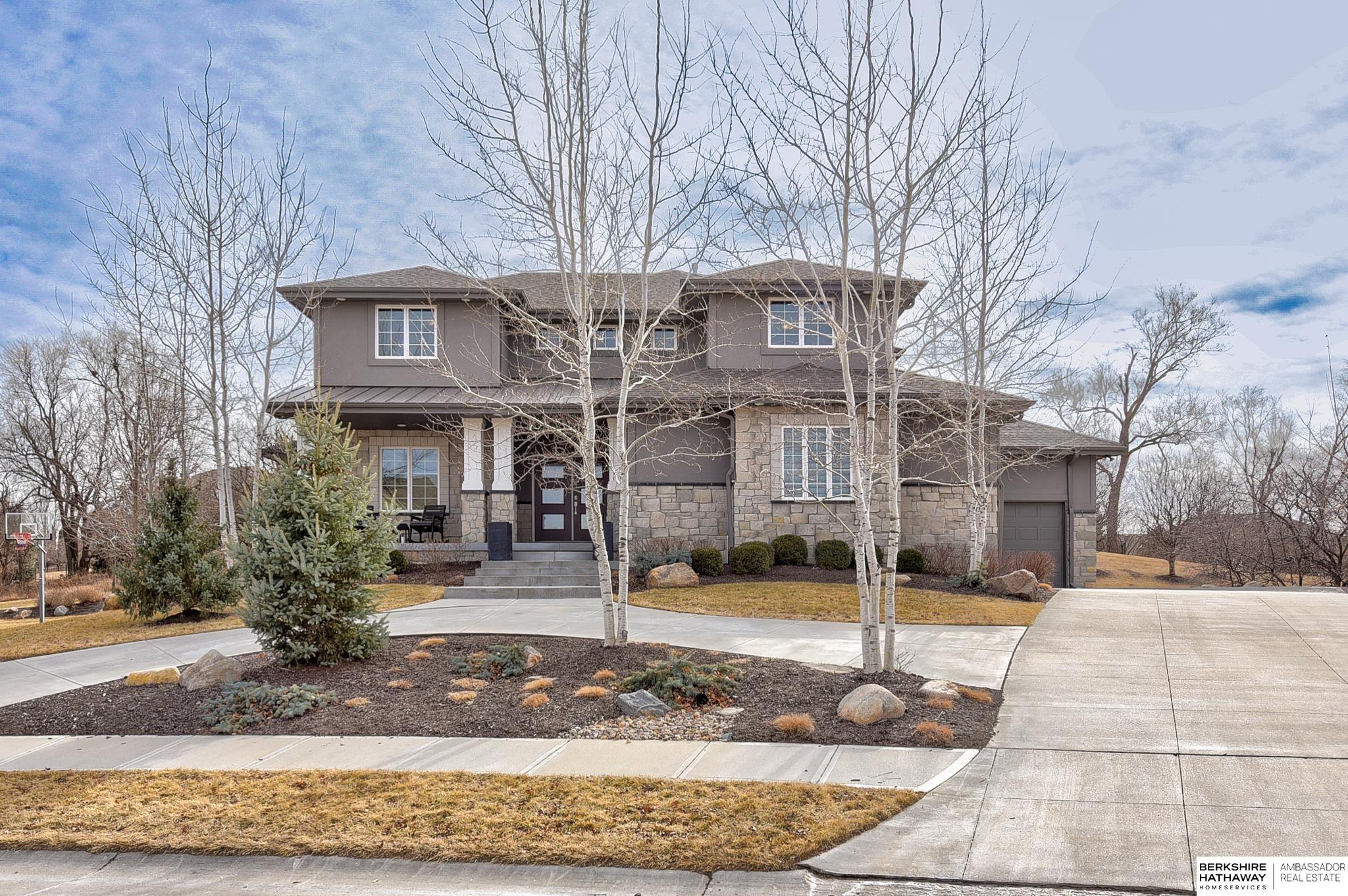 Elkhorn, Nebraska 68022, United States, 5 Bedrooms Bedrooms, ,4 BathroomsBathrooms,Residential,Active,177477