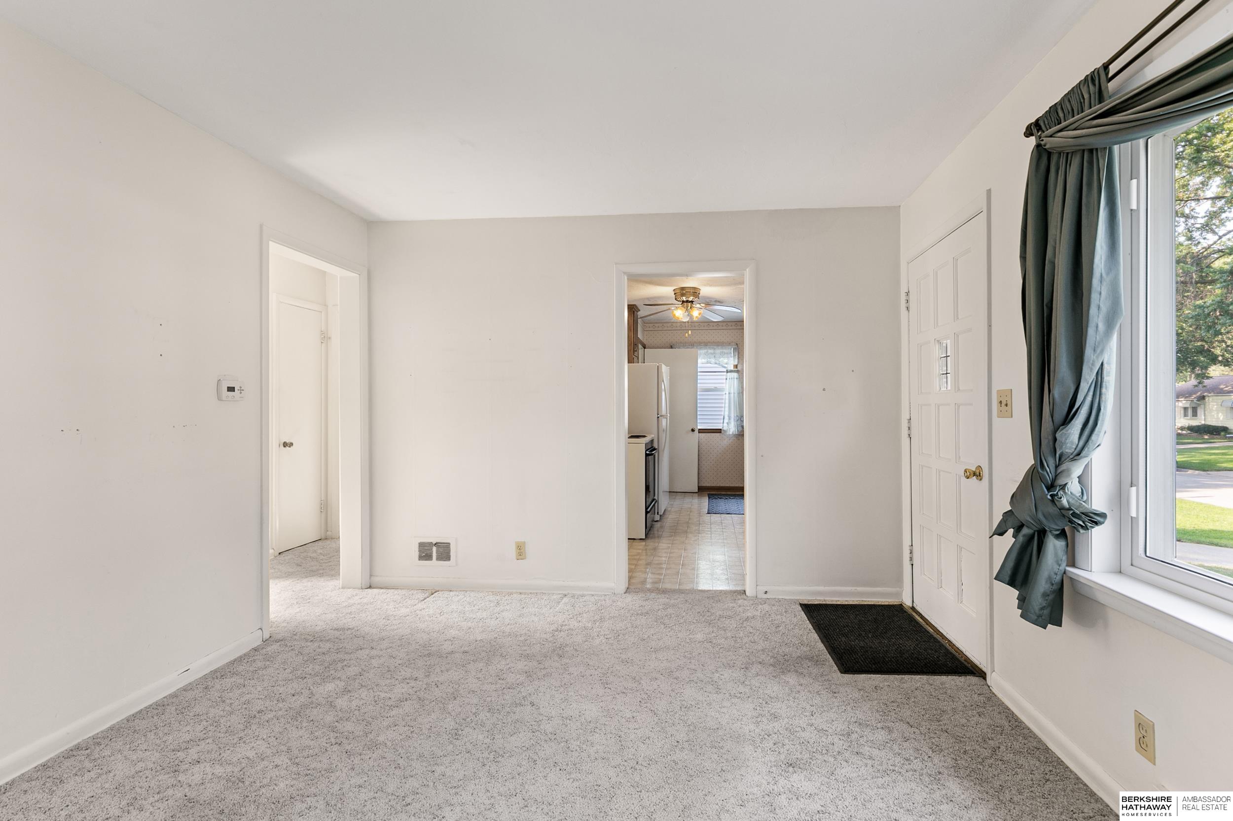 Lincoln, Nebraska 68507, United States, 3 Bedrooms Bedrooms, ,1 BathroomBathrooms,Residential,Active,177244