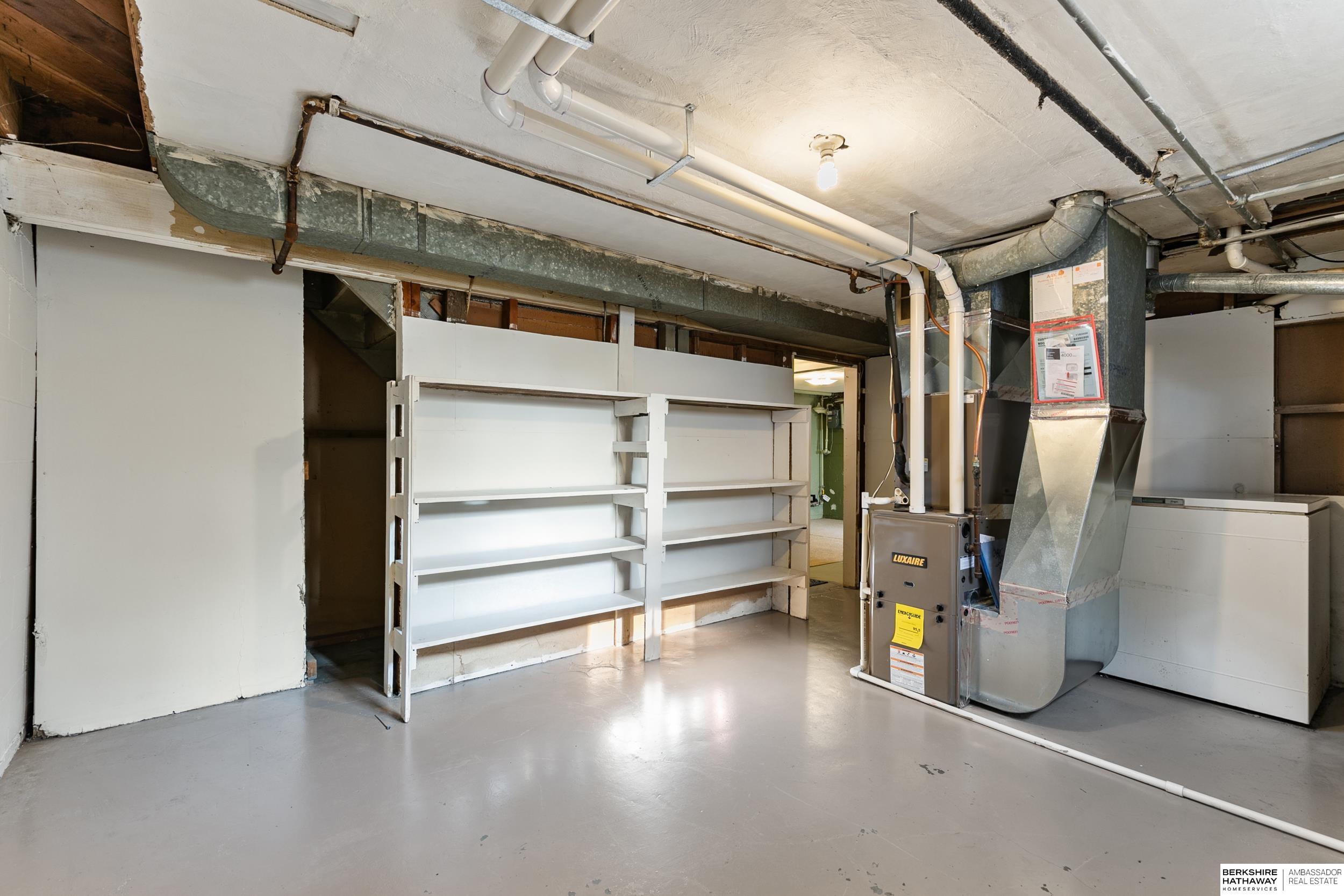 Lincoln, Nebraska 68507, United States, 3 Bedrooms Bedrooms, ,1 BathroomBathrooms,Residential,Active,177244