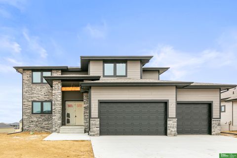 Photo of 11663 S 123rd Street, Papillion, NE 68133 (MLS # 22604283)