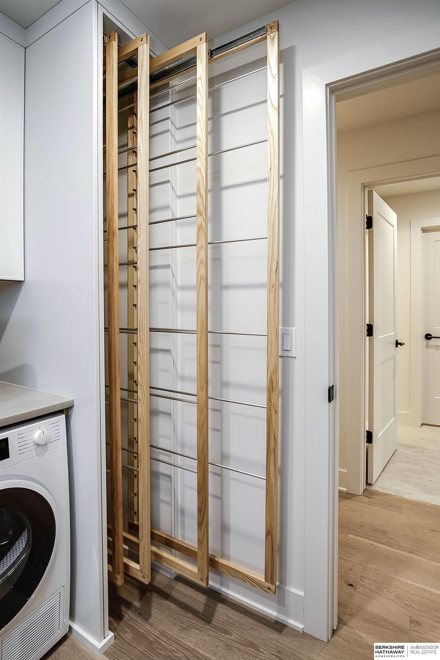 Omaha, Nebraska 68154, United States, 4 Bedrooms Bedrooms, ,5 BathroomsBathrooms,Residential,Active,98221