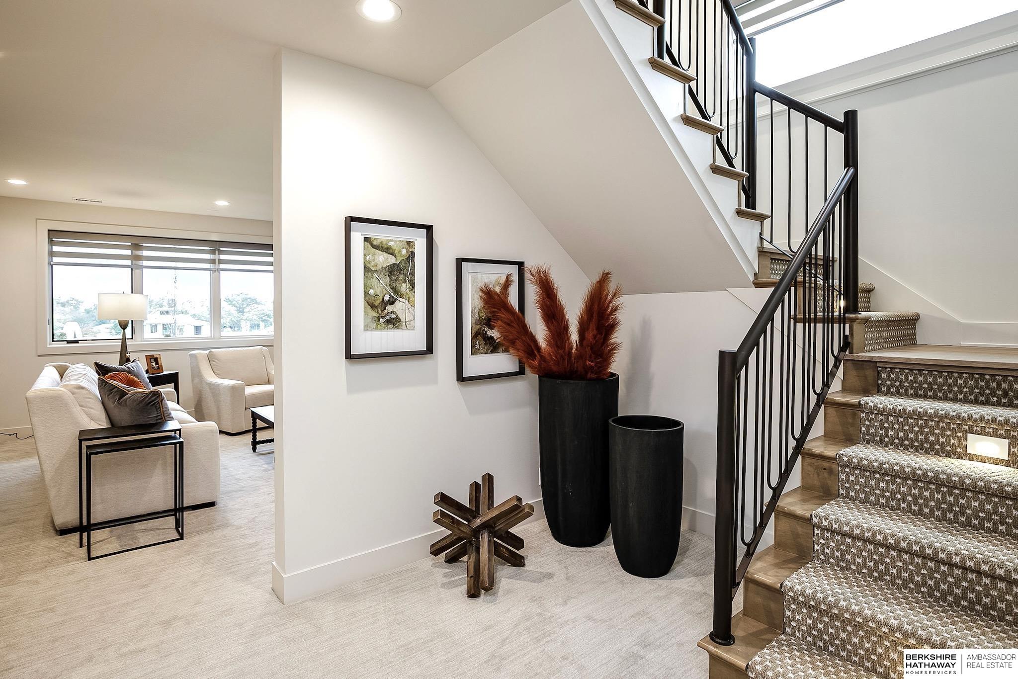 Omaha, Nebraska 68154, United States, 4 Bedrooms Bedrooms, ,5 BathroomsBathrooms,Residential,Active,98221