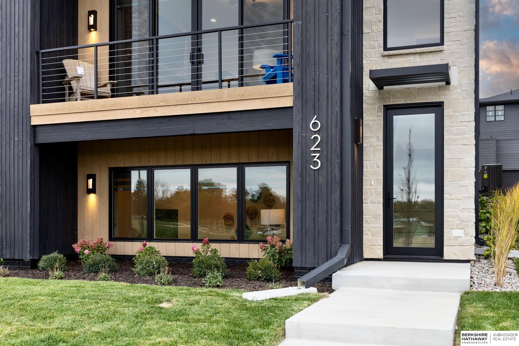 Omaha, Nebraska 68154, United States, 4 Bedrooms Bedrooms, ,5 BathroomsBathrooms,Residential,Active,98221