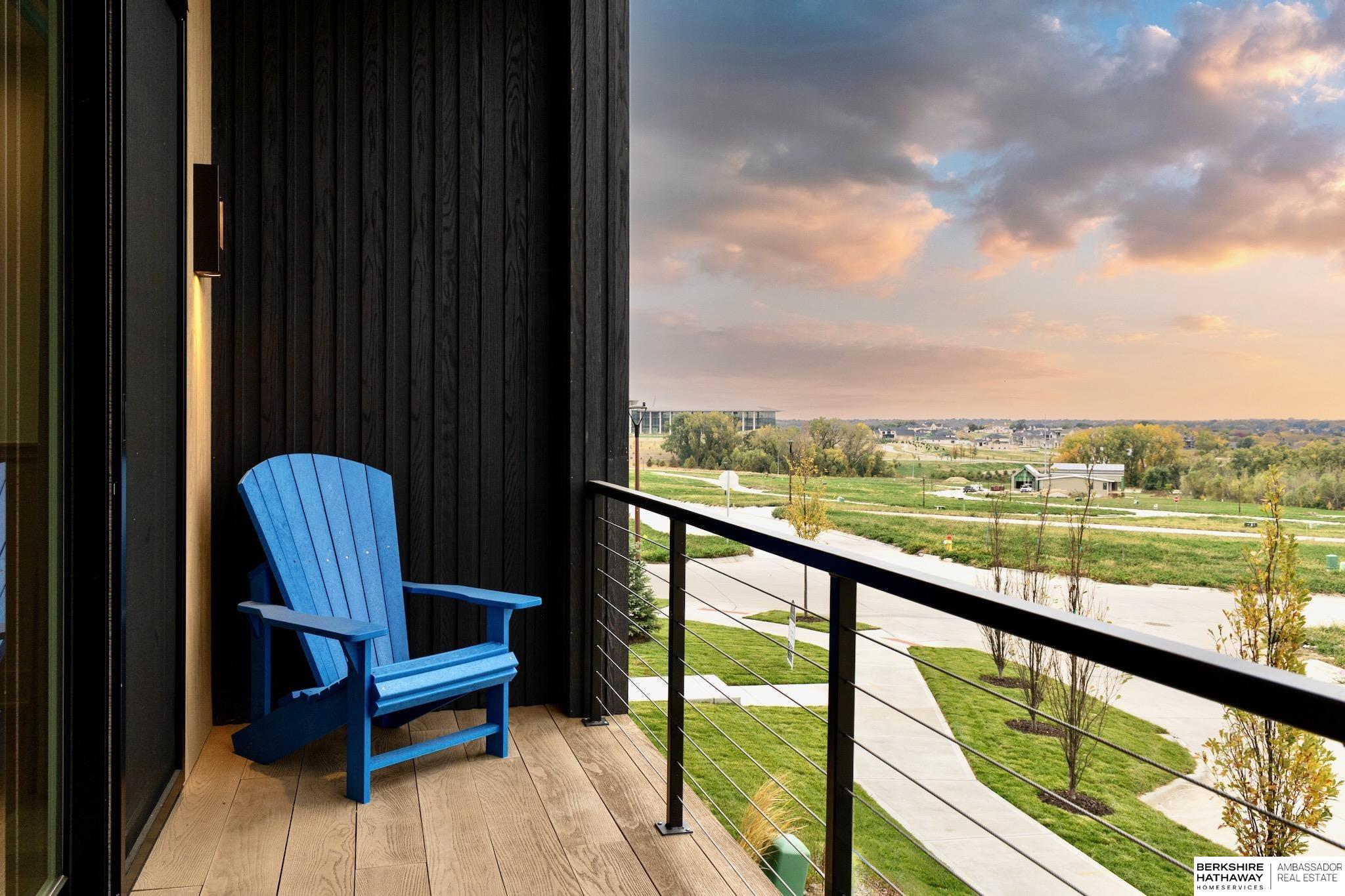 Omaha, Nebraska 68154, United States, 4 Bedrooms Bedrooms, ,5 BathroomsBathrooms,Residential,Active,98221