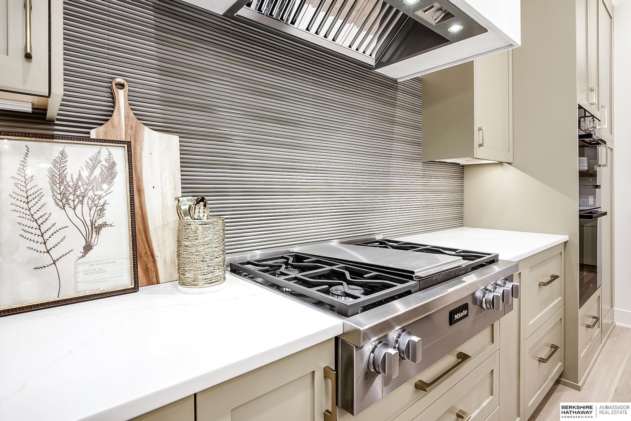 Omaha, Nebraska 68154, United States, 4 Bedrooms Bedrooms, ,5 BathroomsBathrooms,Residential,Active,98221