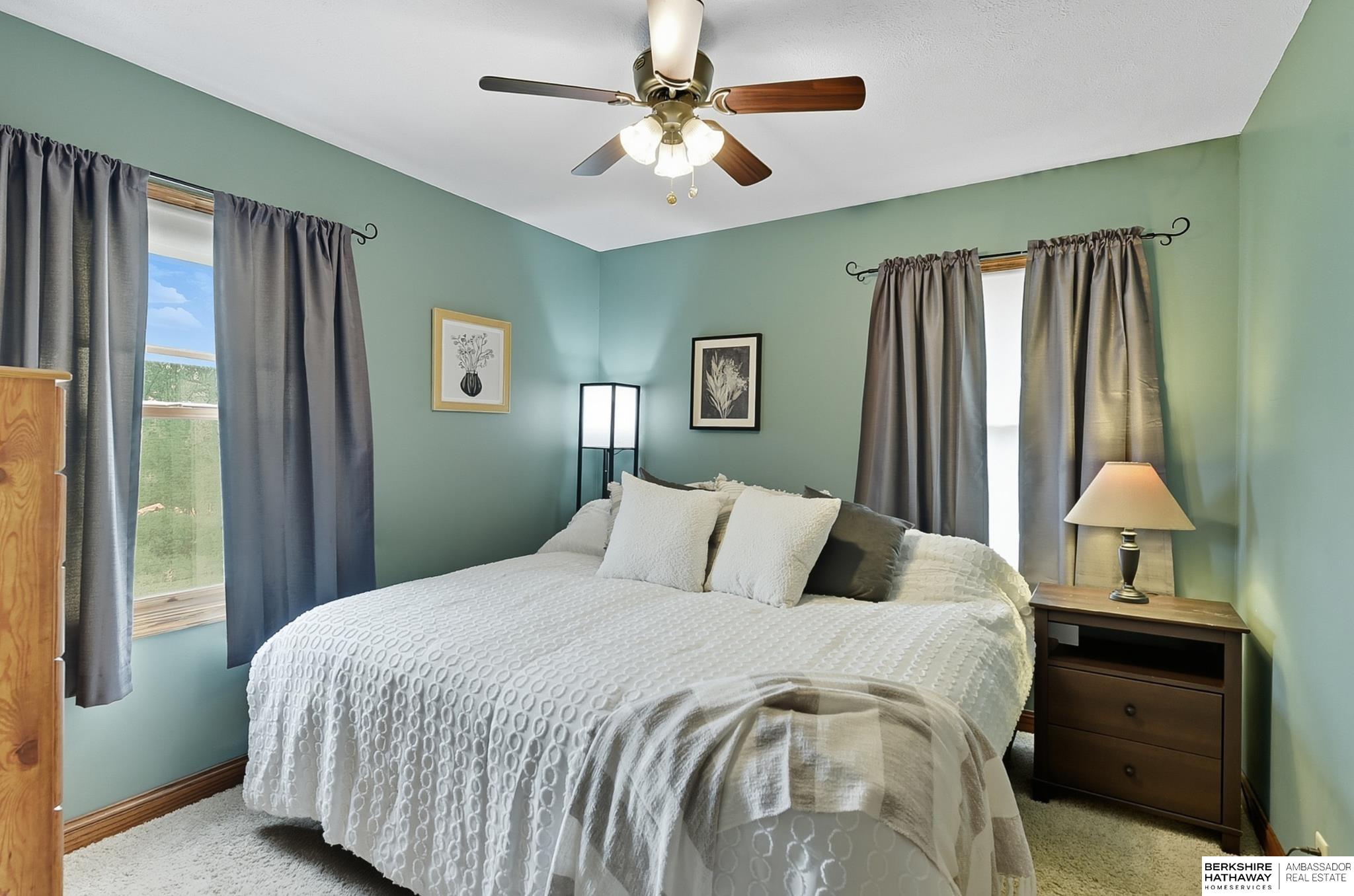 Omaha, Nebraska 68114, United States, 3 Bedrooms Bedrooms, ,1 BathroomBathrooms,Residential,Pending,211380