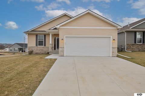 Photo of 17538 Robin Drive, Omaha, NE 68136 (MLS # 22606317)