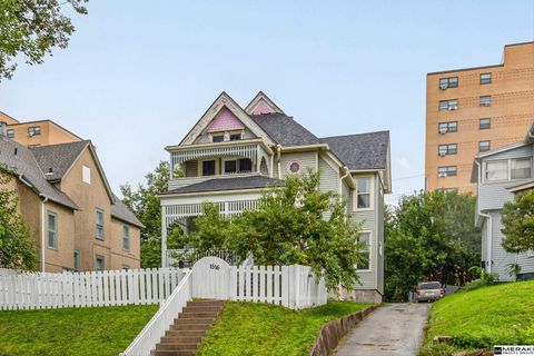 Photo of 1516 S 29th Street, Omaha, NE 68105 (MLS # 22534950)