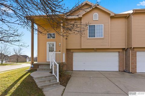 Photo of 7402 N 77th Terrace, Omaha, NE 68122 (MLS # 22535510)