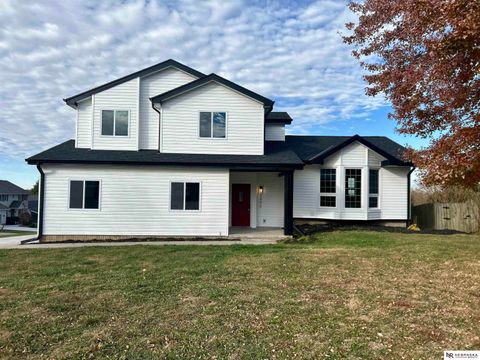 Photo of 2202 N 150th Avenue, Omaha, NE 68116 (MLS # 22531190)