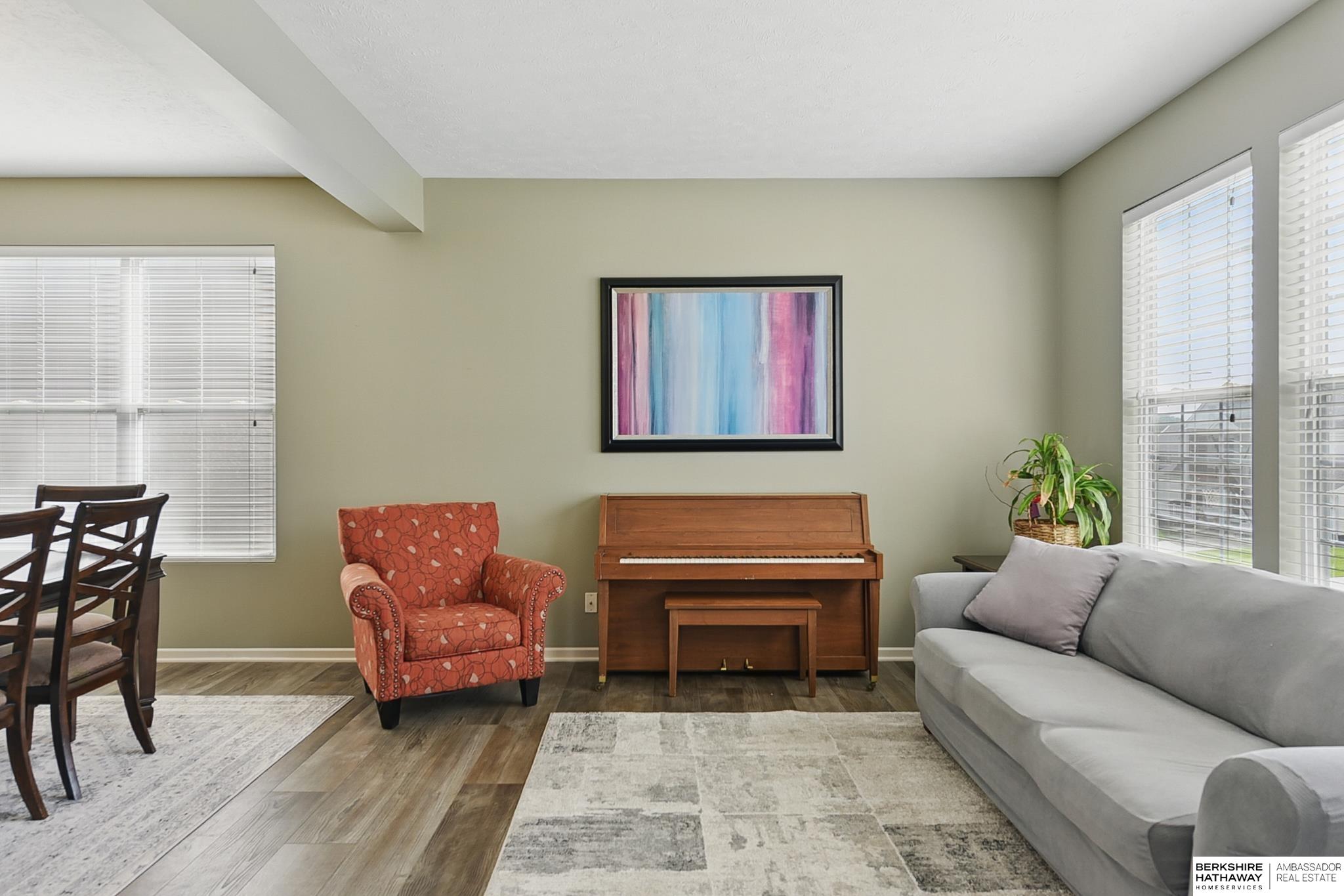 Omaha, Nebraska 68116, United States, 4 Bedrooms Bedrooms, ,3 BathroomsBathrooms,Residential,Active,148195