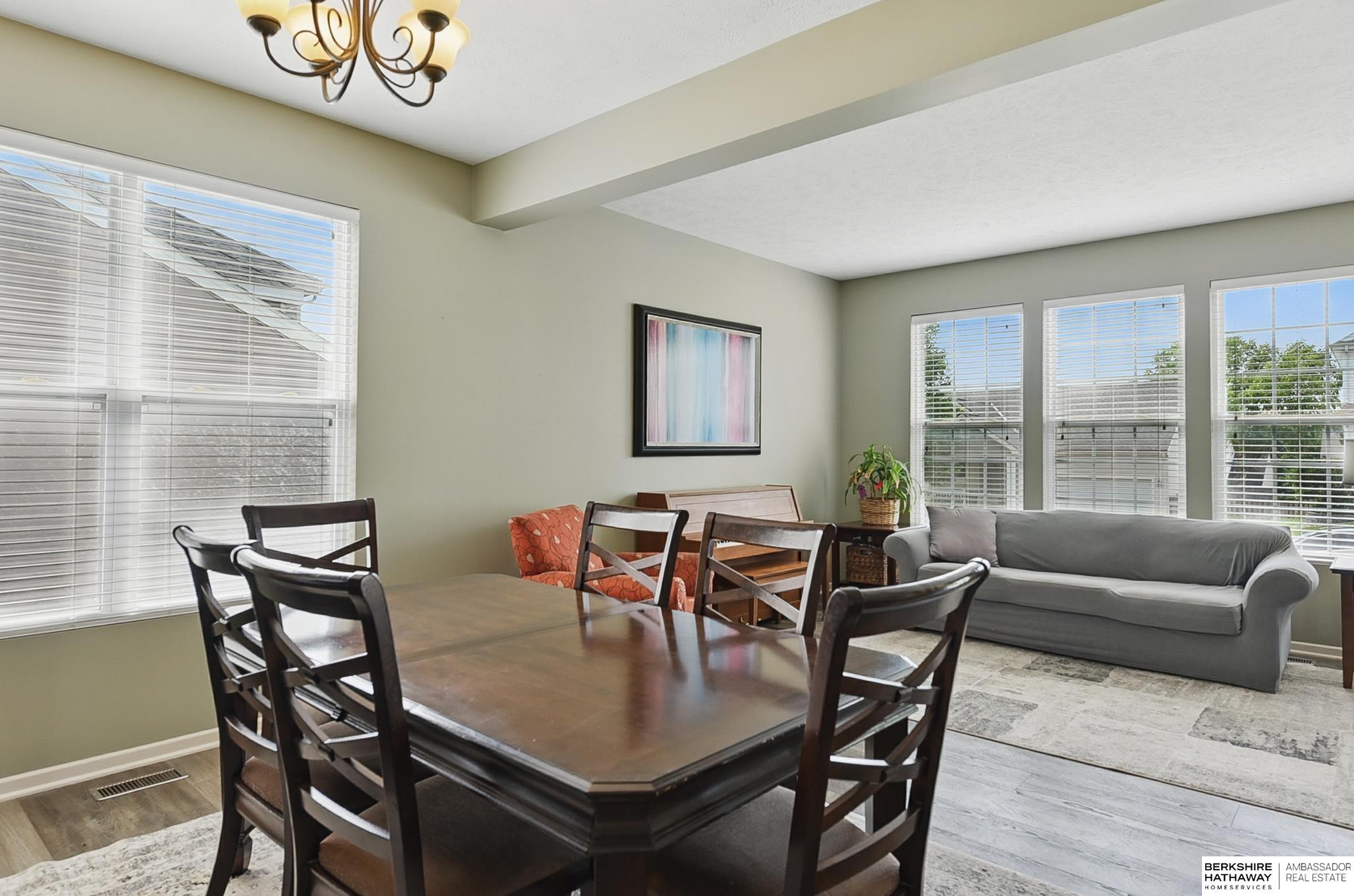 Omaha, Nebraska 68116, United States, 4 Bedrooms Bedrooms, ,3 BathroomsBathrooms,Residential,Active,148195