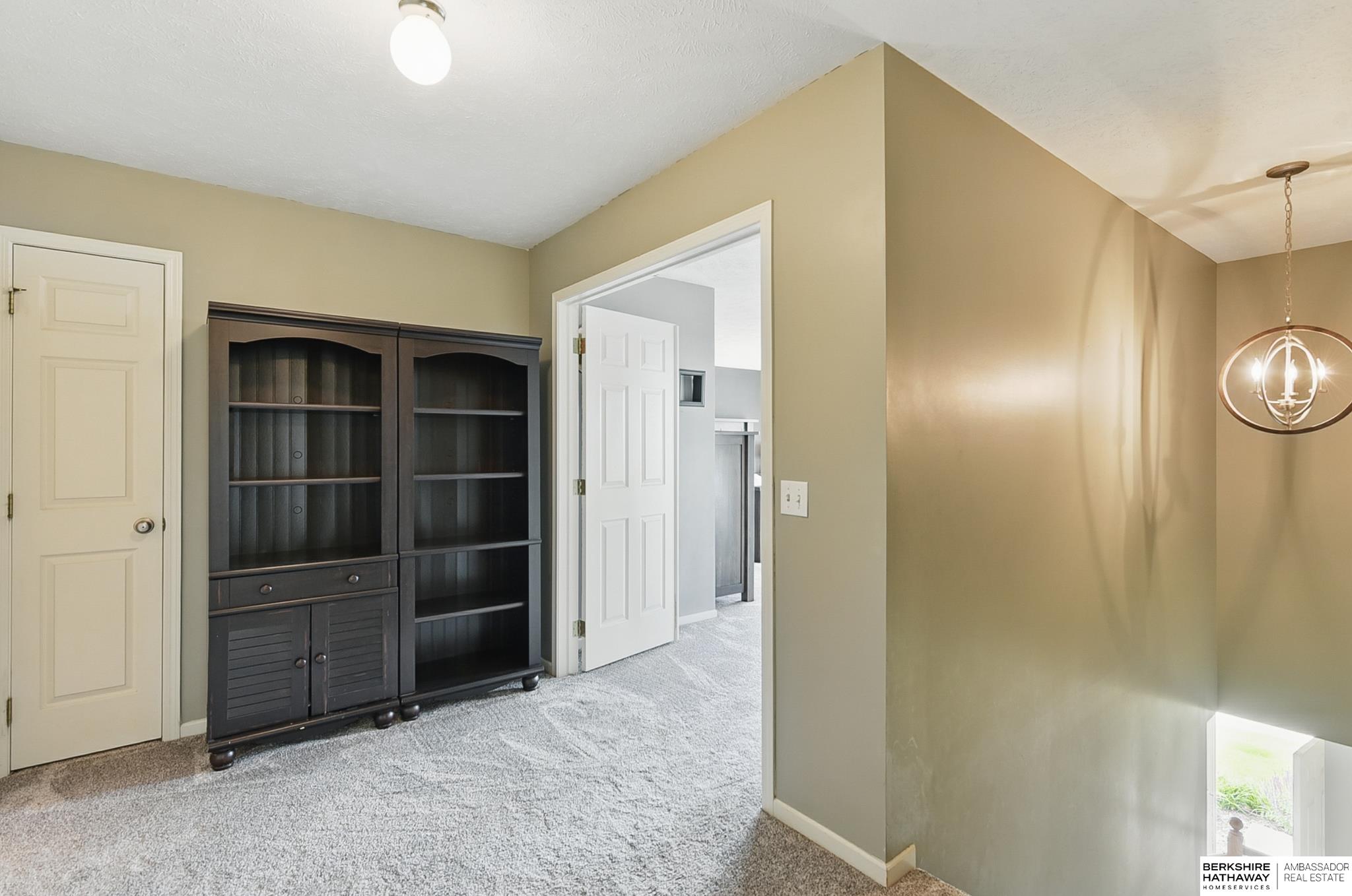 Omaha, Nebraska 68116, United States, 4 Bedrooms Bedrooms, ,3 BathroomsBathrooms,Residential,Active,148195