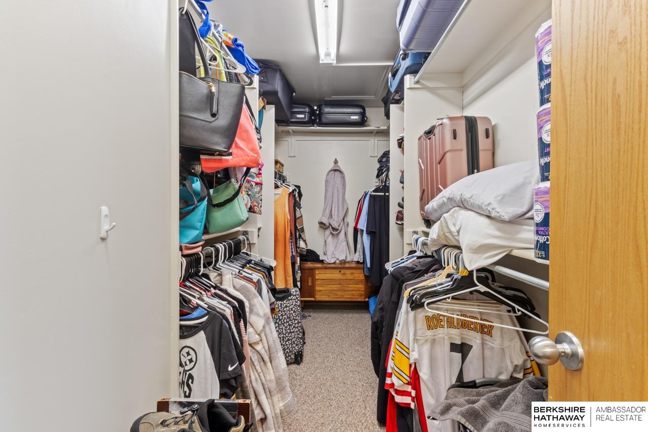 Omaha, Nebraska 68136, United States, 4 Bedrooms Bedrooms, ,3 BathroomsBathrooms,Residential,Active,192495