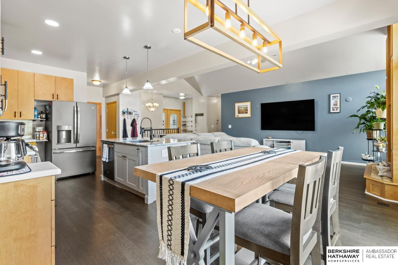 Omaha, Nebraska 68136, United States, 4 Bedrooms Bedrooms, ,3 BathroomsBathrooms,Residential,Active,192495