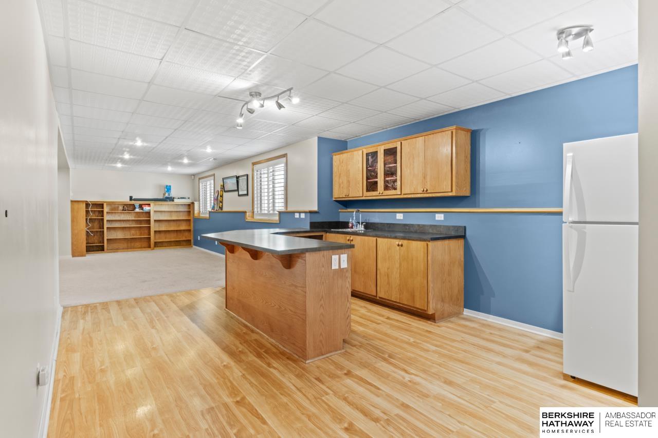 Omaha, Nebraska 68136, United States, 4 Bedrooms Bedrooms, ,3 BathroomsBathrooms,Residential,Active,192495