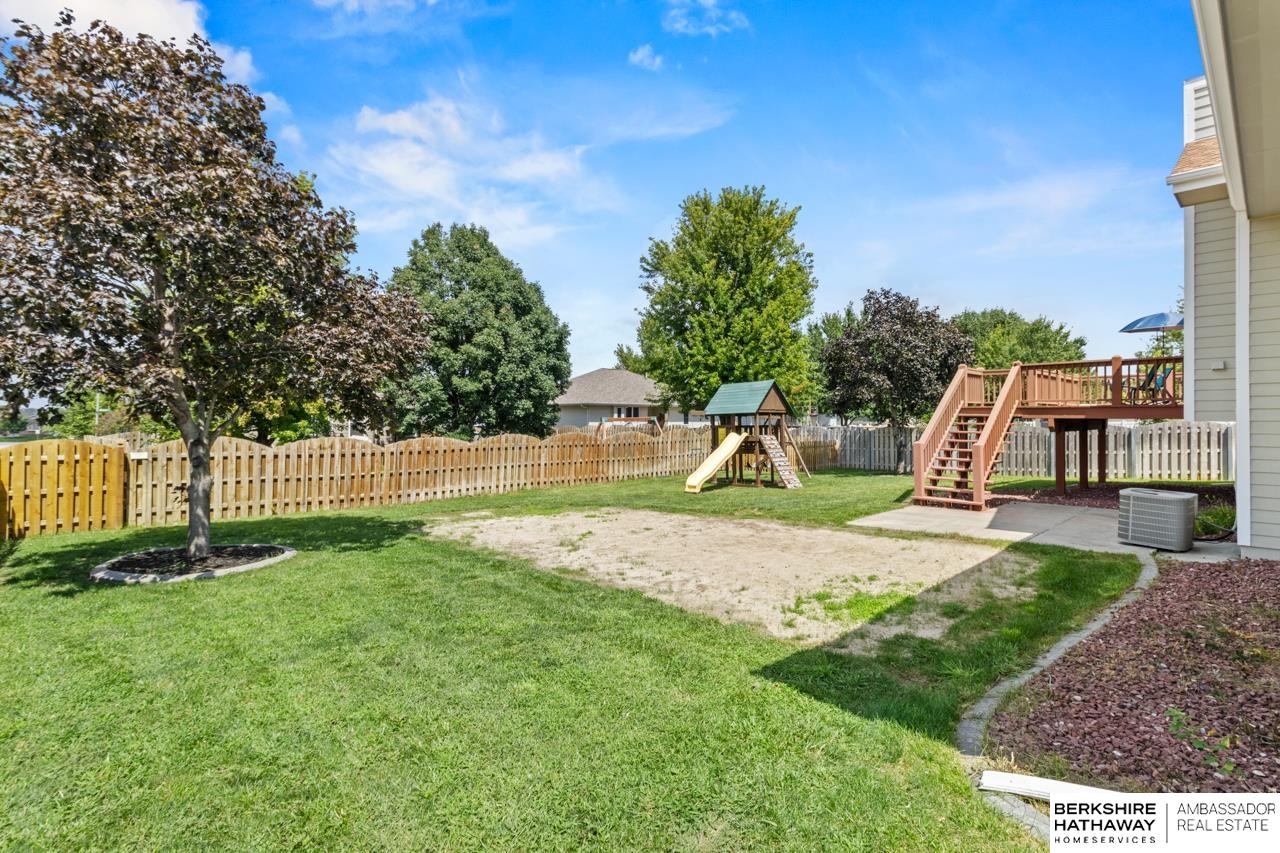 Omaha, Nebraska 68136, United States, 4 Bedrooms Bedrooms, ,3 BathroomsBathrooms,Residential,Active,192495