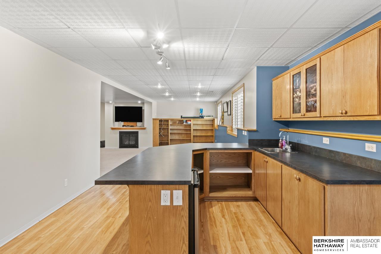 Omaha, Nebraska 68136, United States, 4 Bedrooms Bedrooms, ,3 BathroomsBathrooms,Residential,Active,192495