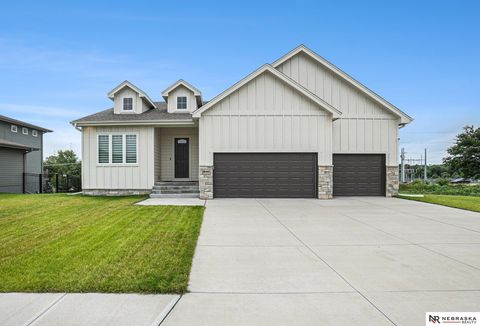 Photo of 18411 Patrick Avenue, Elkhorn, NE 68022 (MLS # 22528539)