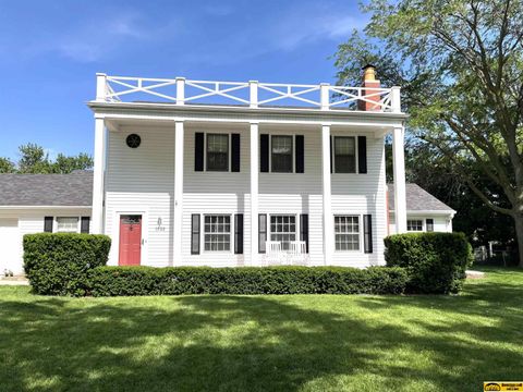 Photo of 1522 H Street, Fairbury, NE 68352 (MLS # 22530263)