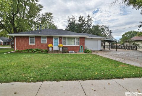 Photo of 6045 Leighton Avenue, Lincoln, NE 68505 (MLS # 22534784)