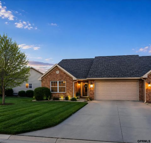 Photo of 510 Clearwater Circle, Beatrice, NE 68310 (MLS # 22610538)