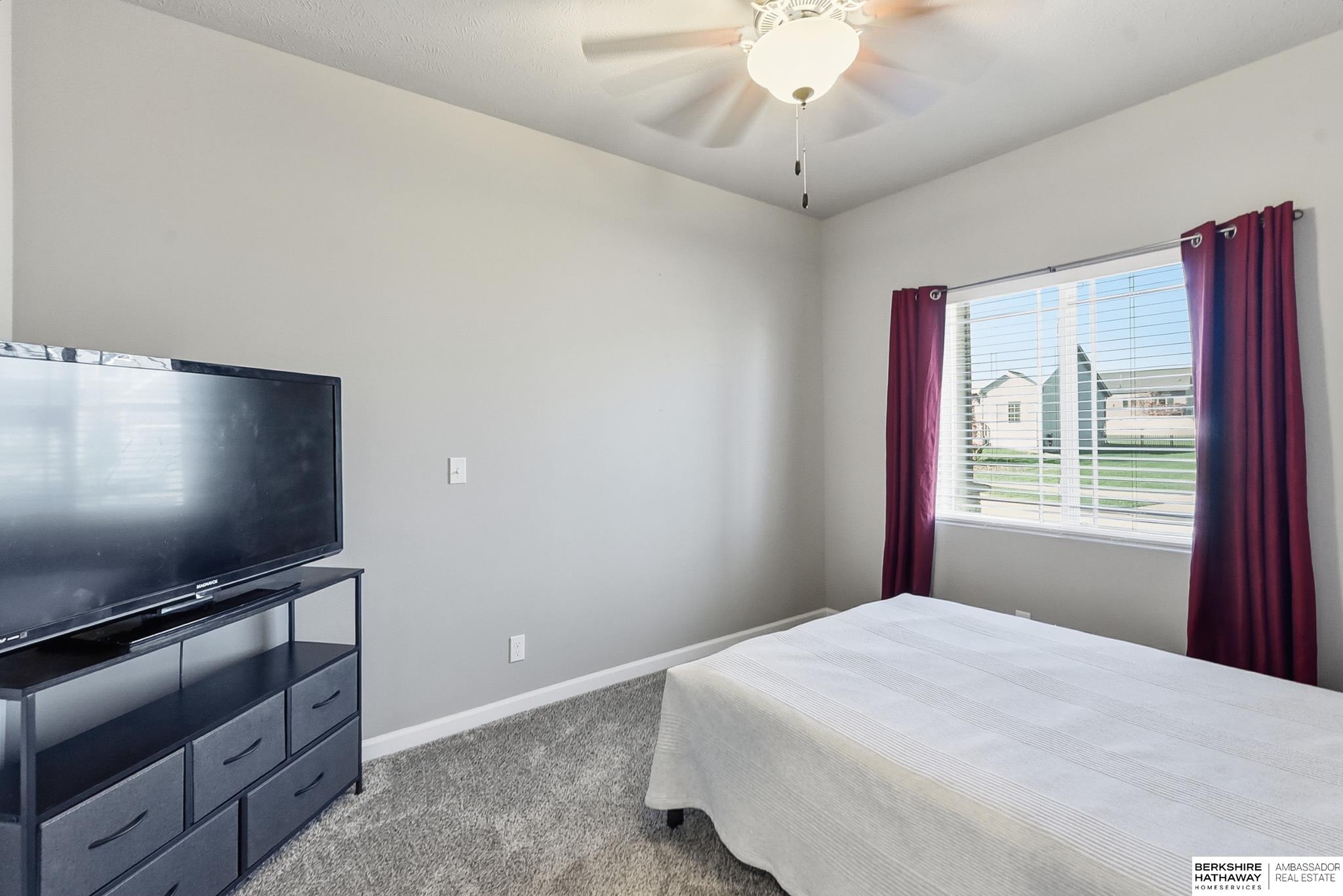 Omaha, Nebraska 68136, United States, 4 Bedrooms Bedrooms, ,3 BathroomsBathrooms,Residential,Active,182464