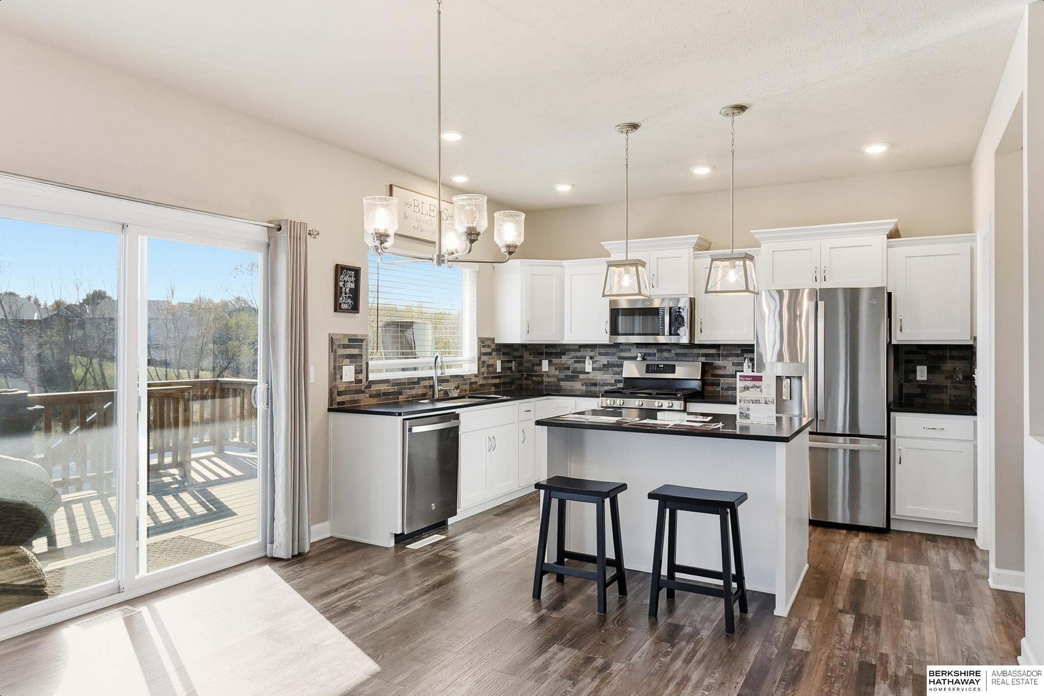 Omaha, Nebraska 68136, United States, 4 Bedrooms Bedrooms, ,3 BathroomsBathrooms,Residential,Active,182464