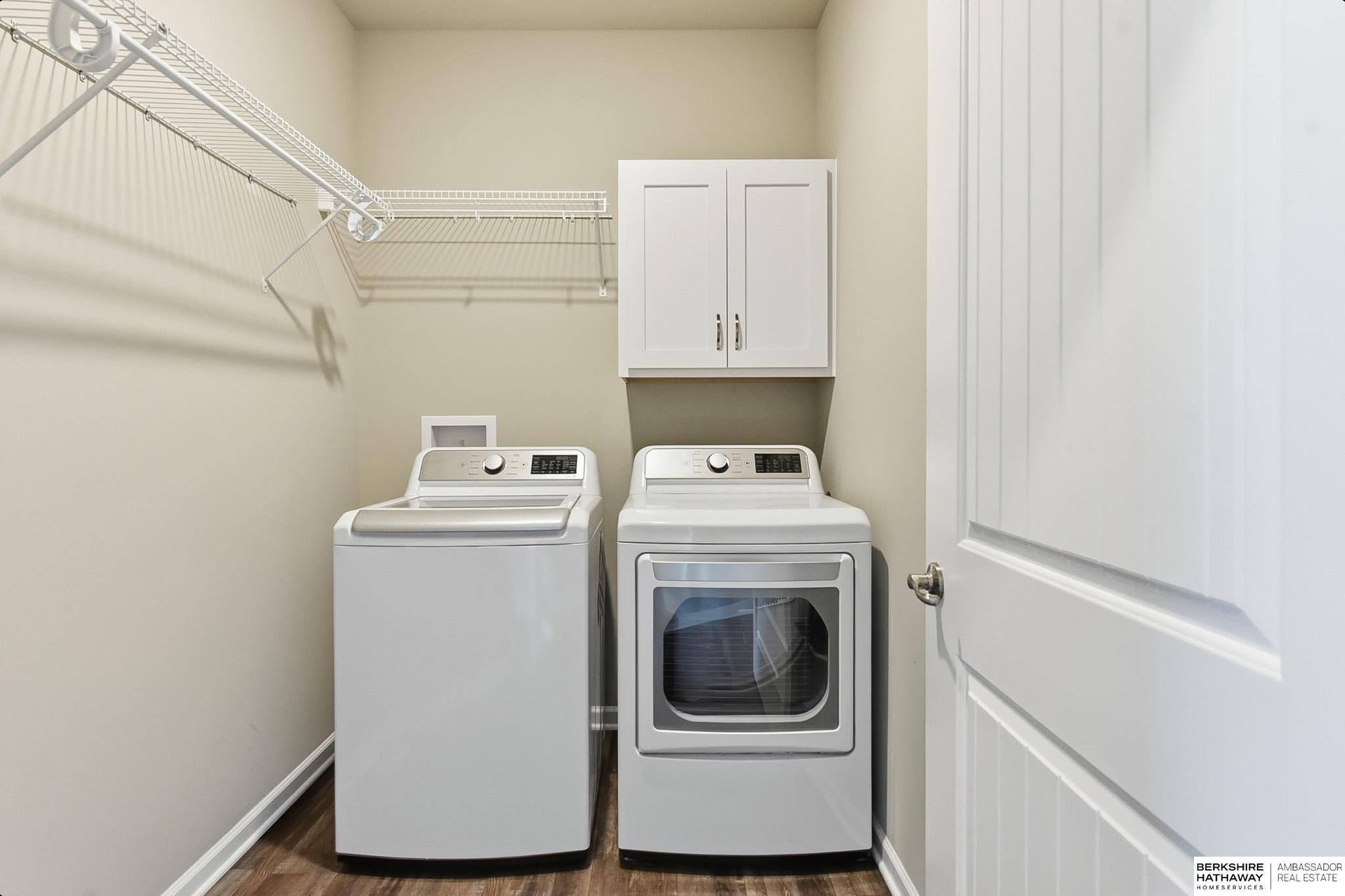 Omaha, Nebraska 68136, United States, 4 Bedrooms Bedrooms, ,3 BathroomsBathrooms,Residential,Active,182464