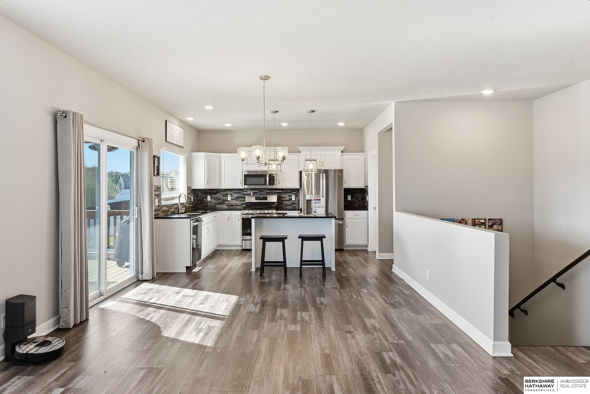 Omaha, Nebraska 68136, United States, 4 Bedrooms Bedrooms, ,3 BathroomsBathrooms,Residential,Active,182464