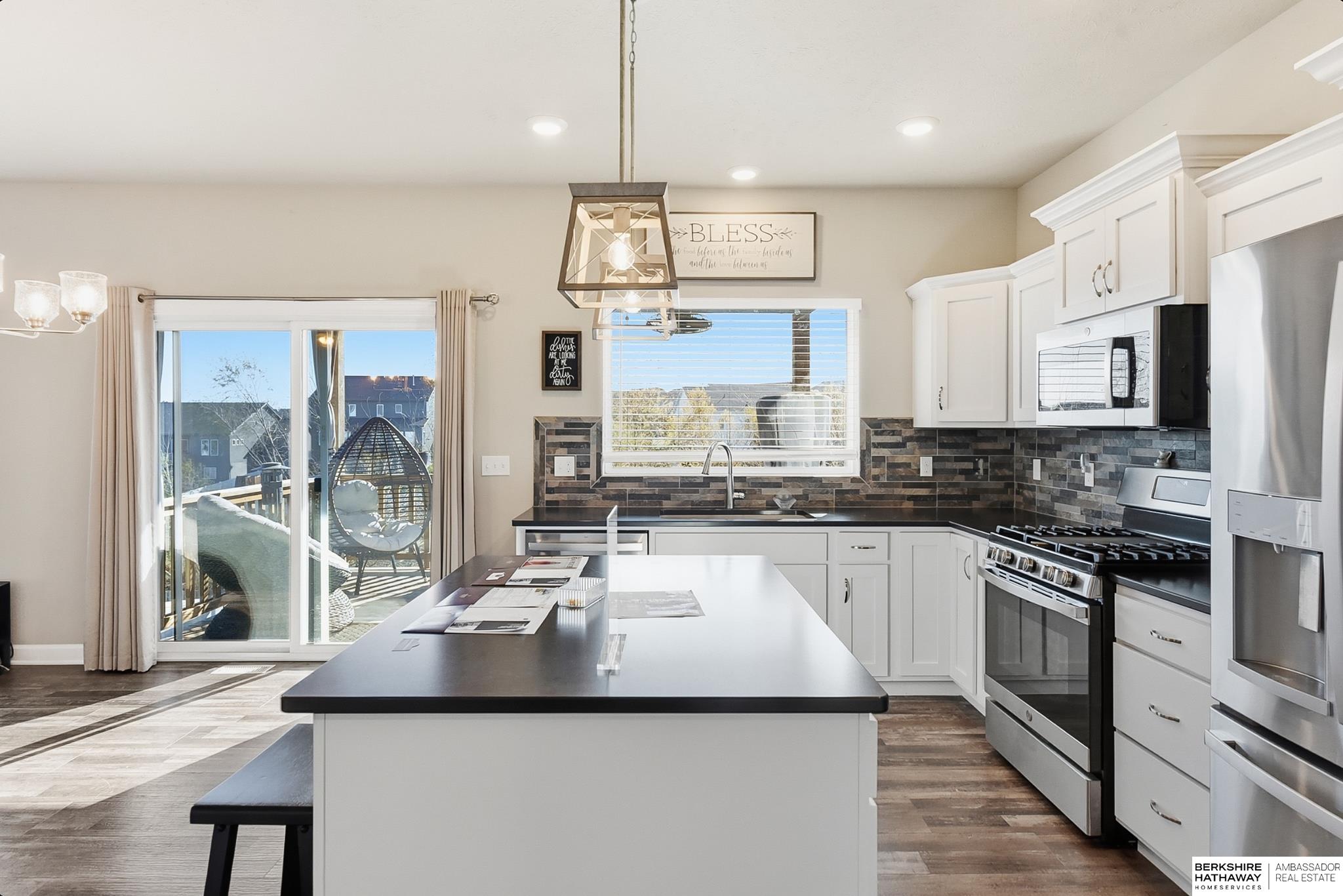 Omaha, Nebraska 68136, United States, 4 Bedrooms Bedrooms, ,3 BathroomsBathrooms,Residential,Active,182464