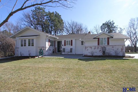 Photo of 10430 Weeks Drive, Lincoln, NE 68516 (MLS # 22607989)