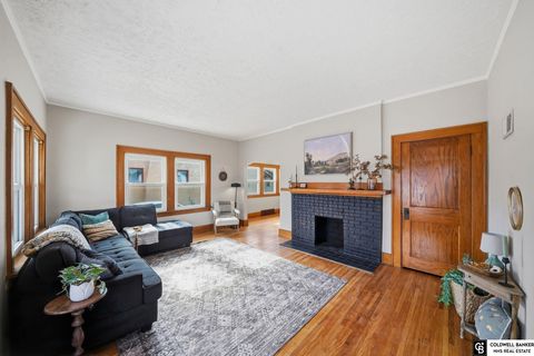 Photo of 1421 N 40th Street, Lincoln, NE 68503 (MLS # 22603887)